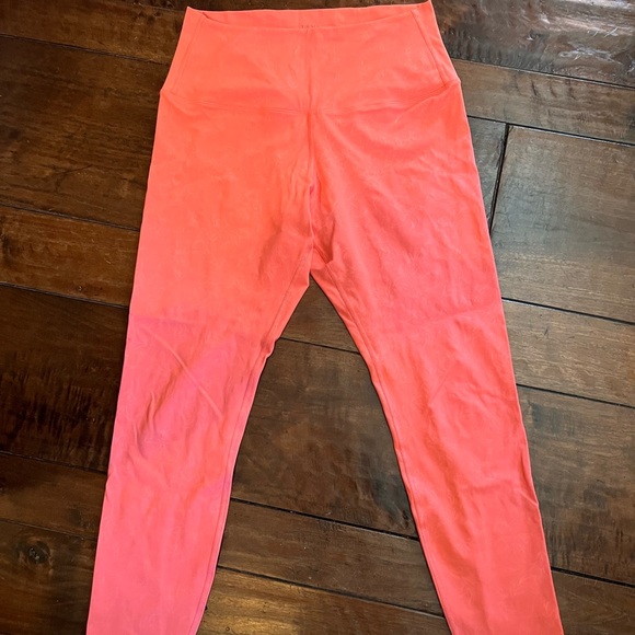 TAVI High Waisted 7/8 Leggings - salmon pink with subtle pattern - Picture 2 of 4